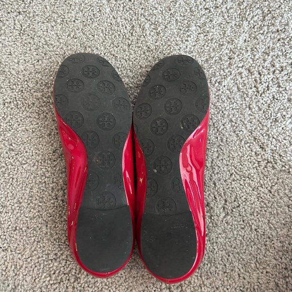 Tory Burch Hot Pink Patent Leather Ballet Flats Reva 7.5 - Picture 5 of 5